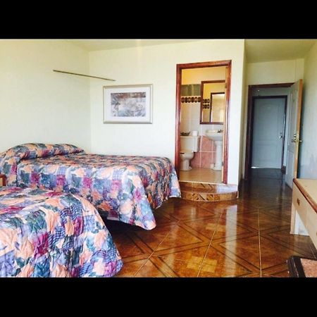 Hotel La Cueva Del Pirata Camalú Exteriér fotografie